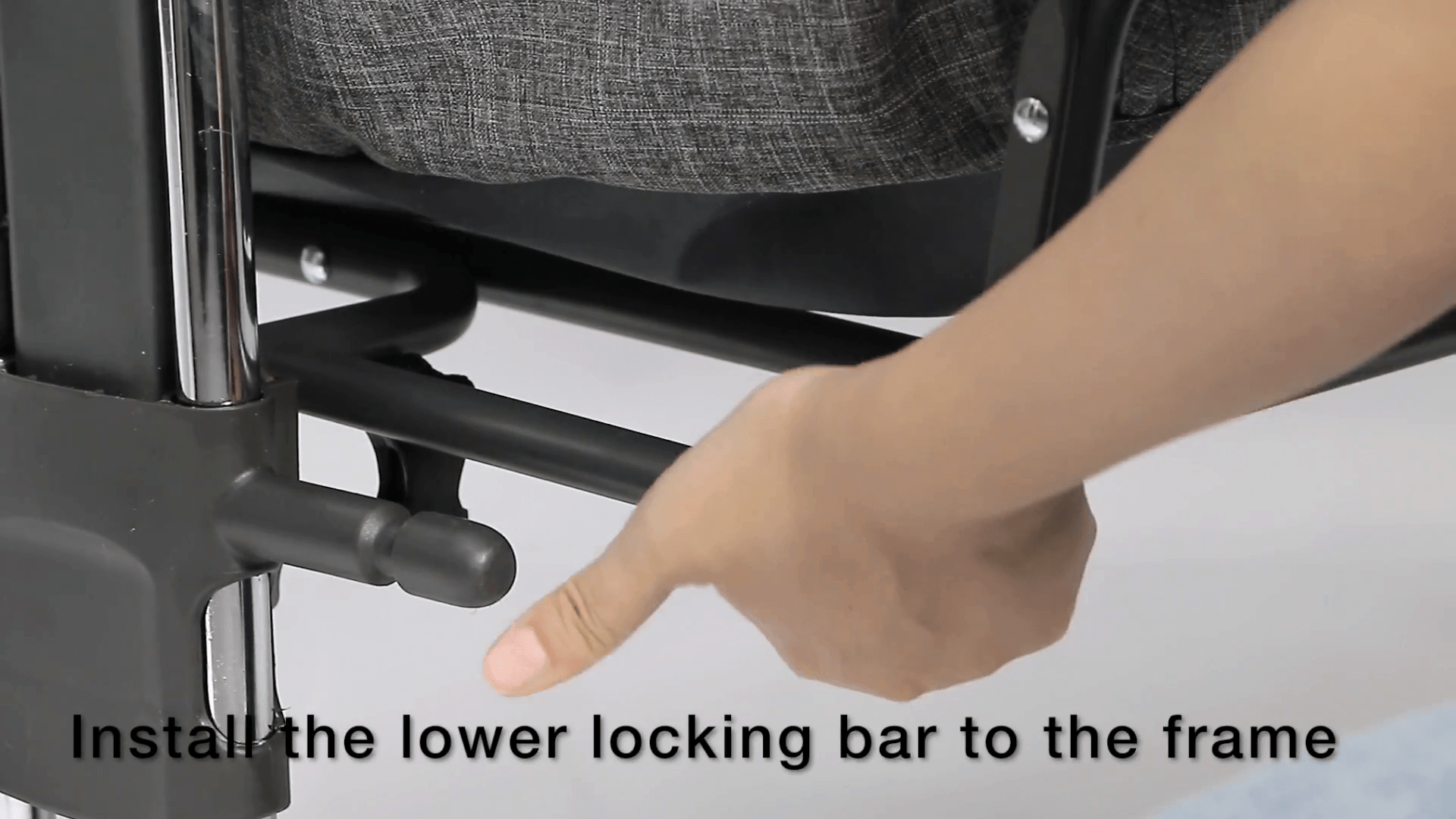 Mika Micky - install lower locking bar 2