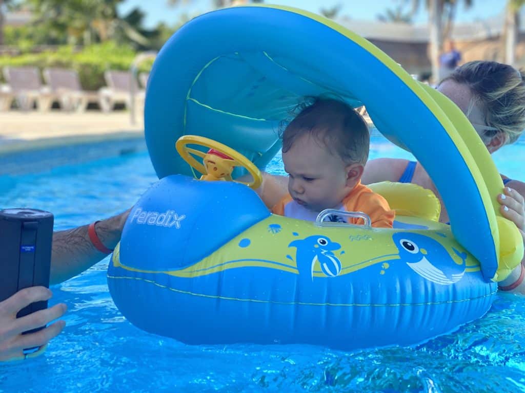 Floatie in the pool