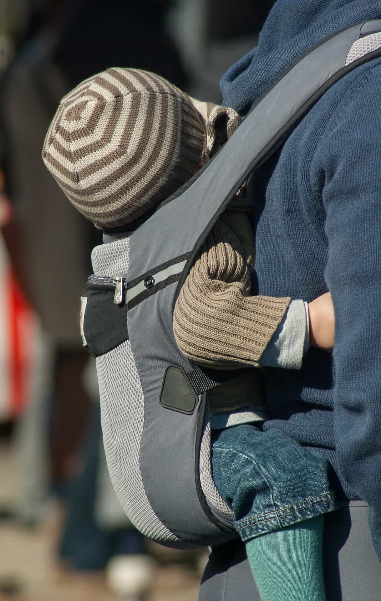 Can baby carriers cause back pain? Upside Dad
